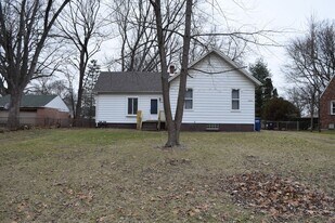 35656 Schley Ave in Westland, MI - Building Photo