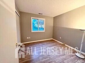 314 Ravens Crest Dr in Plainsboro, NJ - Building Photo - Building Photo