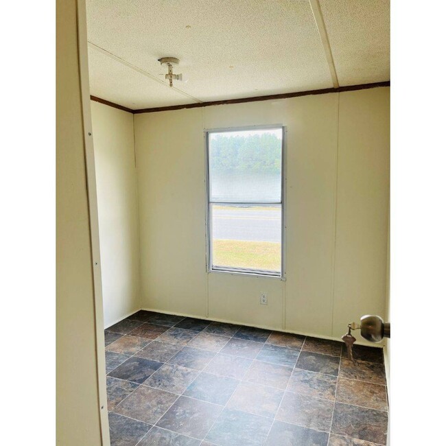 301 Reid Ct in Dillon, SC - Building Photo - Building Photo