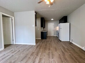 208 May Dr in Nashville, TN - Building Photo - Building Photo