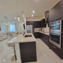 10440 NW 67th St in Doral, FL - Building Photo - Building Photo