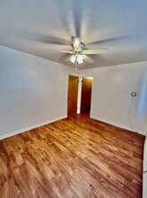 Karen Jean Apartments in Denver, CO - Foto de edificio - Building Photo