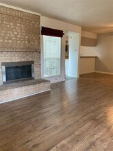 2929 Pegasus Dr in Garland, TX - Building Photo - Building Photo