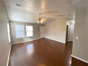 540 NW 168th St in Edmond, OK - Building Photo - Building Photo