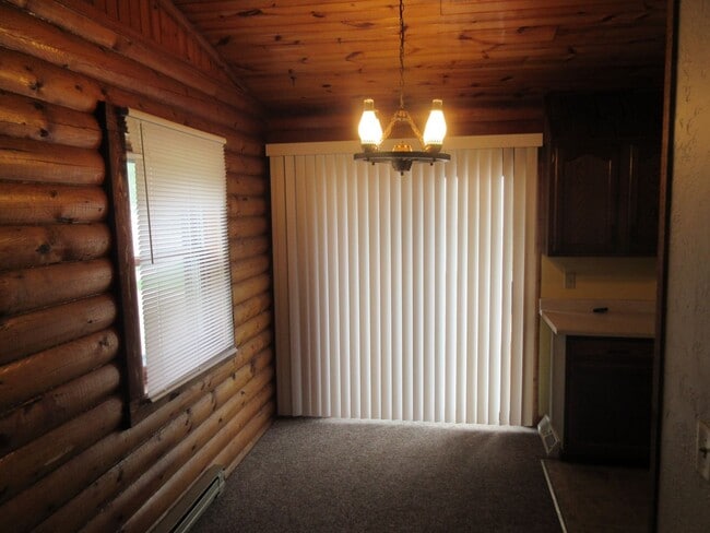 3113-3115 Randolph Rd in Janesville, WI - Building Photo - Building Photo