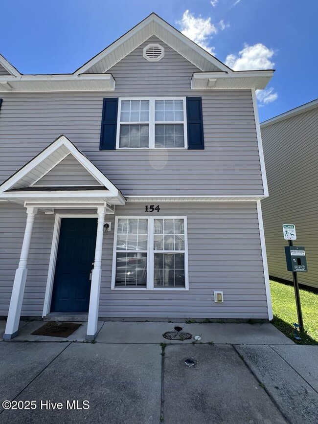 property at 154 Cornerstone Pl
