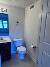 4 Rose Garden Ln in Fishersville, VA - Building Photo - Building Photo