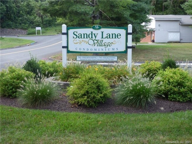 property at 59 Homestead Ln