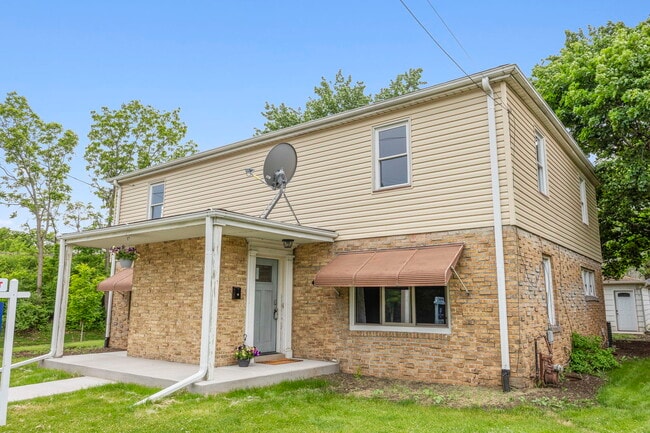 property at 714-716 S River St