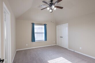 12338 Belmeade Dr in Frisco, TX - Foto de edificio - Building Photo