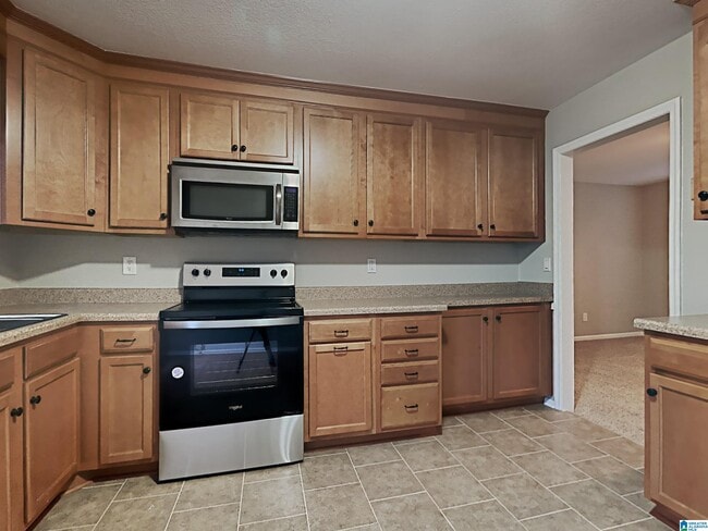 105 Spring Glade Cir in Trussville, AL - Foto de edificio - Building Photo
