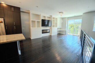 7870 Civita Blvd in San Diego, CA - Building Photo - Building Photo