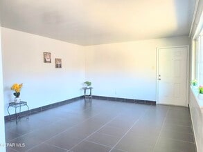 333 Eubank Ct in El Paso, TX - Building Photo - Building Photo