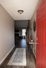 5722 Driver Cir in Hope Mills, NC - Foto de edificio - Building Photo