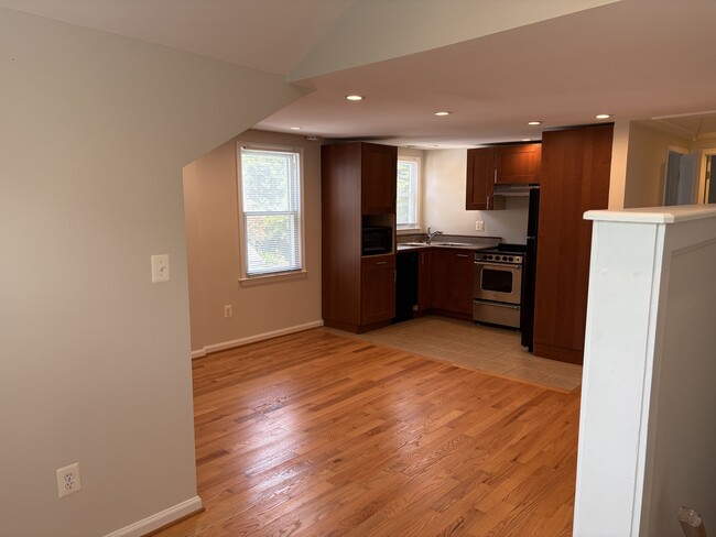 731 Easley St, Unit #2