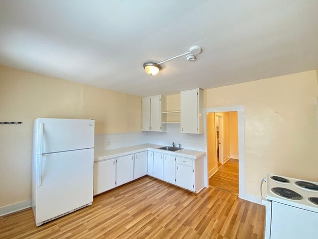 property at 26 High St