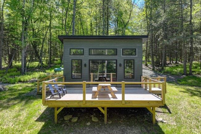 197 Lake Ridge Rd in Narrowsburg, NY - Building Photo - Building Photo