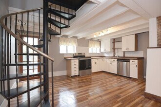 1 Pearl St in Brockton, MA - Building Photo - Building Photo