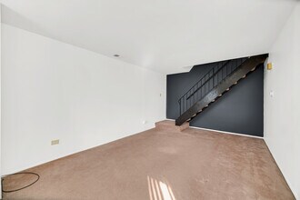 1242 Nova Ct in Wheeling, IL - Building Photo - Building Photo