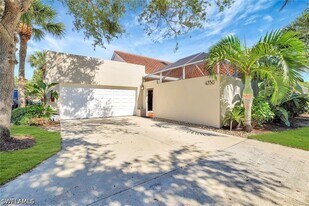 4350 Covey Cir, Unit 7-A in Naples, FL - Building Photo