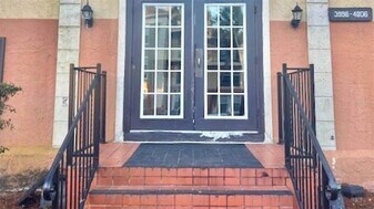 4002 Versailles Dr in Orlando, FL - Building Photo