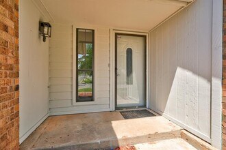 1617 Raquel Rd in Edmond, OK - Building Photo - Building Photo