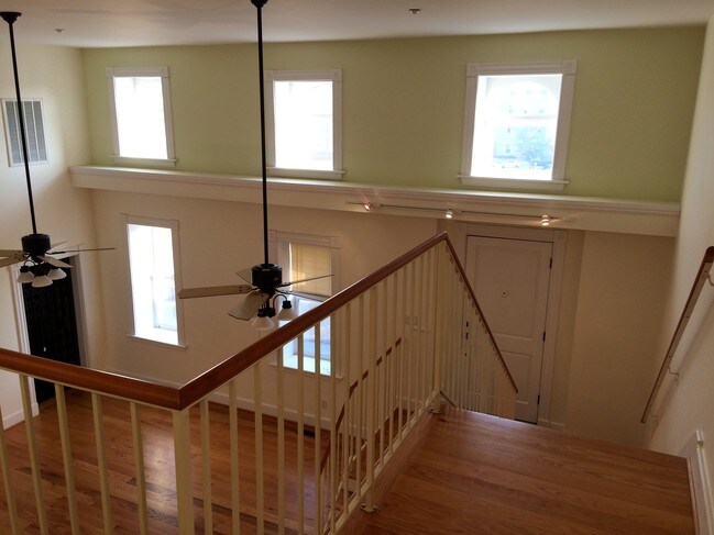 915 High St-Unit -C in Portsmouth, VA - Foto de edificio - Building Photo