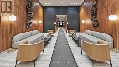 3001-3008 EGLINTON Ave in Toronto, ON - Building Photo - Building Photo