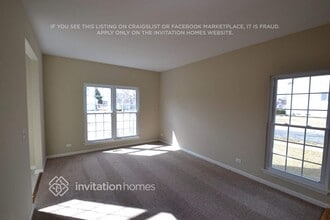 2058 Westridge Blvd in Bartlett, IL - Building Photo - Building Photo