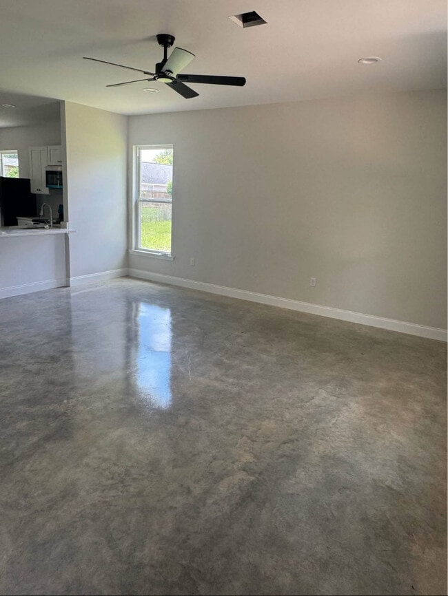 260 N 3rd St in Ponchatoula, LA - Building Photo - Building Photo