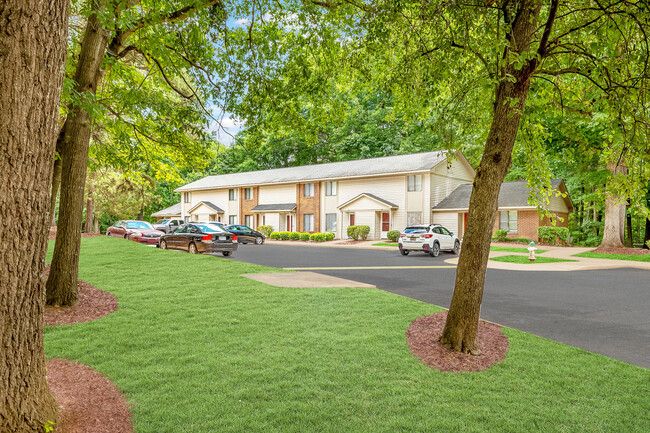 Fort Mill Townhomes in Fort Mill, SC - Foto de edificio - Building Photo