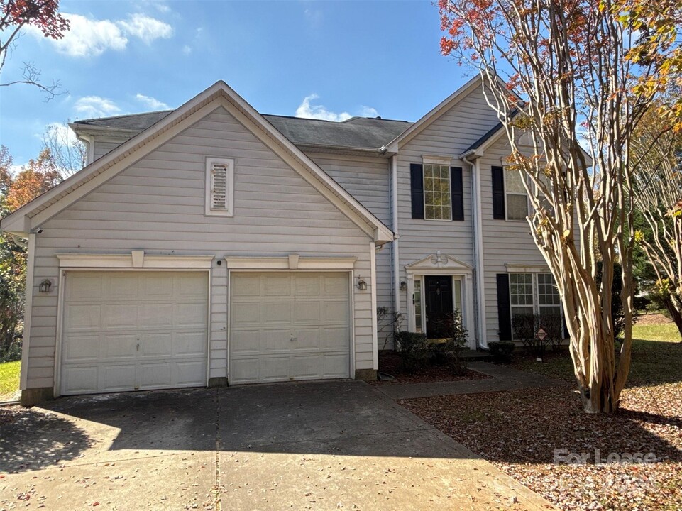 4603 Hunters Pointe Ct in Charlotte, NC - Building Photo