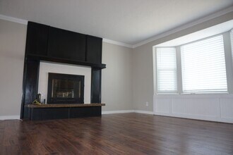 6301 Sternwood Dr in Taylorsville, UT - Building Photo - Building Photo