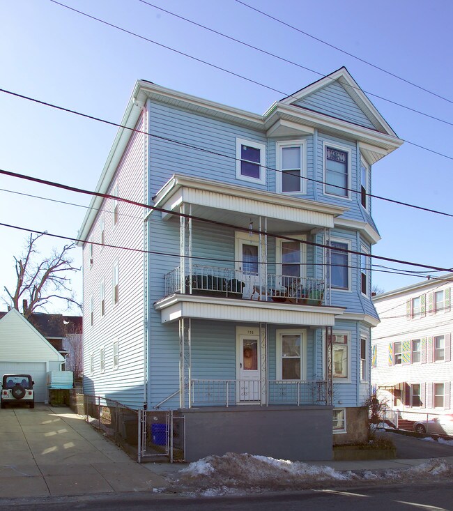 133-135 Cottage St in Fall River, MA - Building Photo - Building Photo