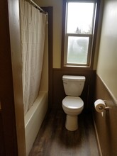 8571 Leray St, Unit 2 in Evans Mills, NY - Foto de edificio - Building Photo