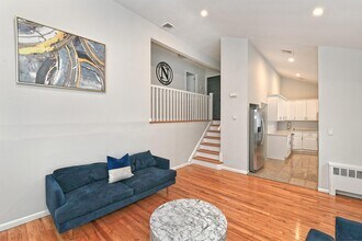 73 Murdock St in Huntington Station, NY - Building Photo - Building Photo