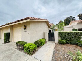 17904 Avenida Cordillera in San Diego, CA - Building Photo