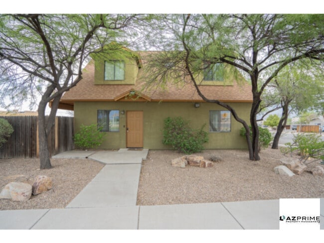 2381 N 4th Ave in Tucson, AZ - Building Photo - Building Photo