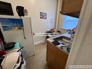 31 Woodstock Ave, Unit 68 woodstock ave 10 in Boston, MA - Foto de edificio - Building Photo
