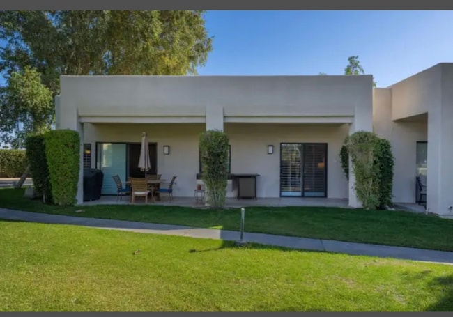 28805 E Portales Dr in Cathedral City, CA - Foto de edificio - Building Photo