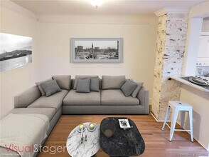 22 Greenwood Ave in Darien, CT - Building Photo - Building Photo
