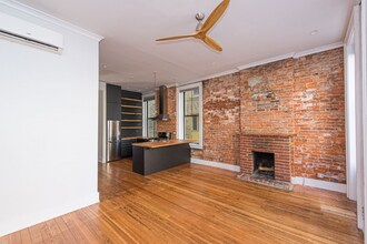 309 E 13th St in Cincinnati, OH - Building Photo - Building Photo
