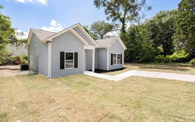 3741 Humphrey Dr in Columbia, SC - Building Photo - Building Photo