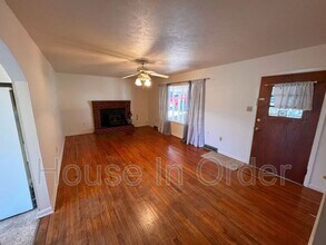 230 Westwood Ave in Swannanoa, NC - Building Photo - Building Photo