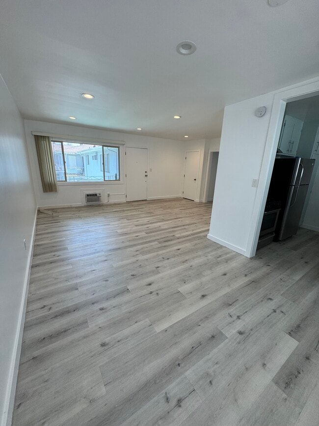 7969 Norton Ave, Unit 15 in West Hollywood, CA - Building Photo - Building Photo