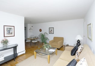Tov Manor in New Brunswick, NJ - Building Photo - Building Photo