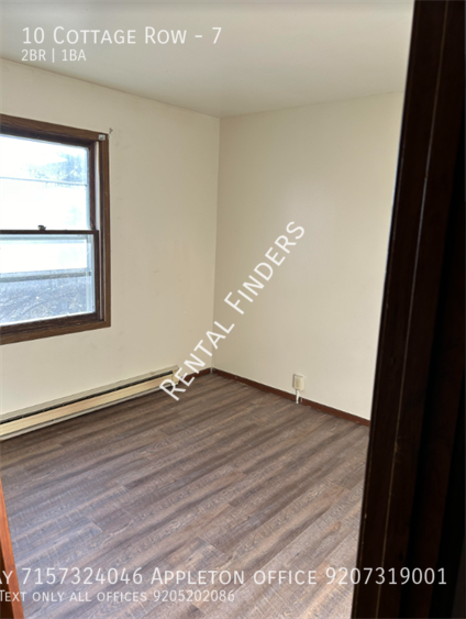 10 Cottage Row-Unit -7 in Marinette, WI - Building Photo - Building Photo