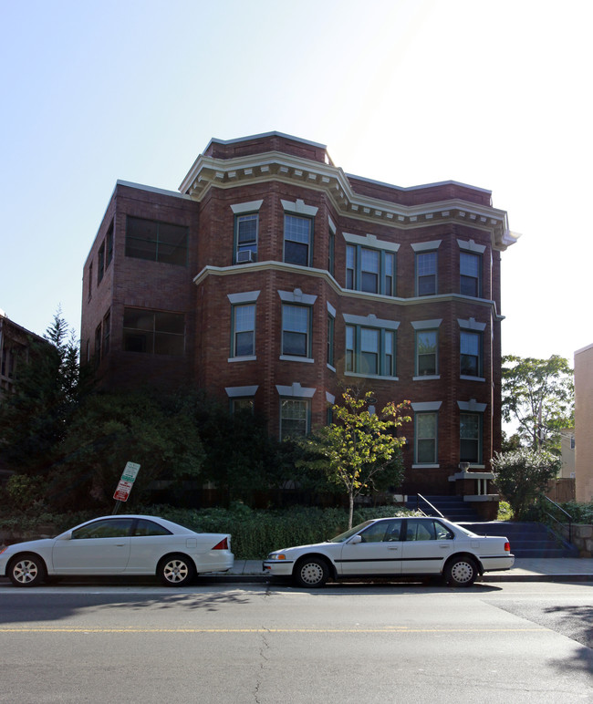 Tivoli Place in Washington, DC - Building Photo - Building Photo