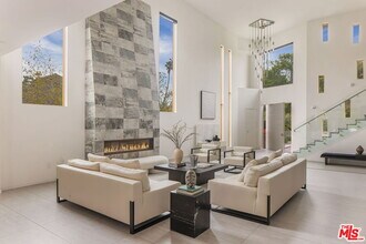 12443 Sunset Blvd in Los Angeles, CA - Building Photo - Building Photo