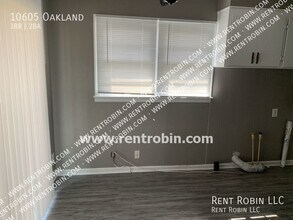 10605 Oakland Ave in Kansas City, MO - Building Photo - Building Photo
